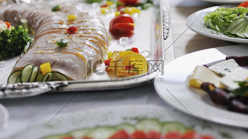 食品批发货源网排行的真相：别让榜单牵着鼻子走